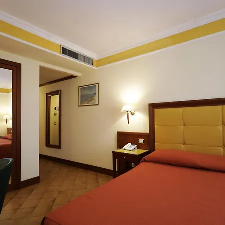 Hotel Il Chiostro By Lvg Collection 3*