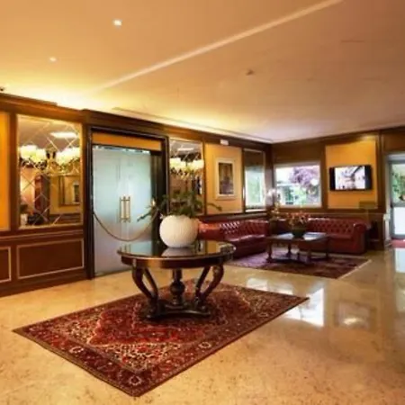فندق Lvg Collection - Il Chiostro 3*