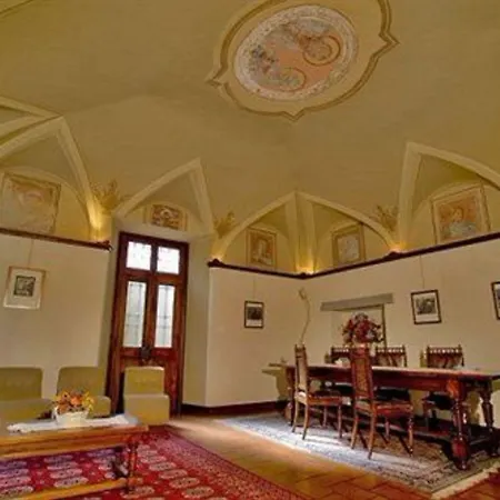 Lvg Collection - Il Chiostro 3*