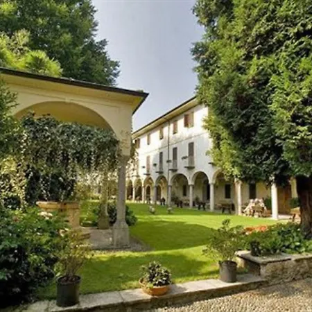 فندق Lvg Collection - Il Chiostro 3*