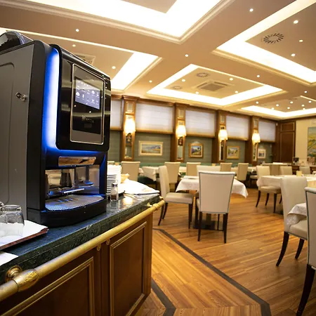 Lvg Collection - Il Chiostro 3*