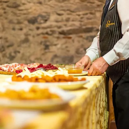 Lvg Collection - Il Chiostro 3*