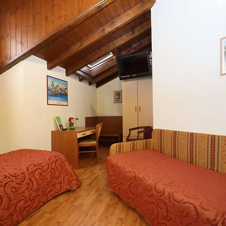 Lvg Collection - Il Chiostro Hotel 3*