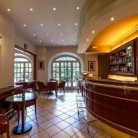 Lvg Collection - Il Chiostro Hotel 3*