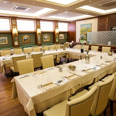Hotel Il Chiostro By Lvg Collection 3*